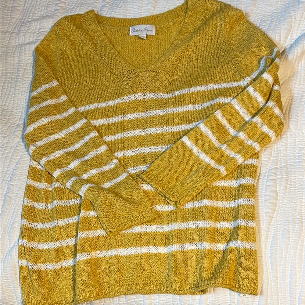 Women’s yellow and white Stripe V-Neck Sweater